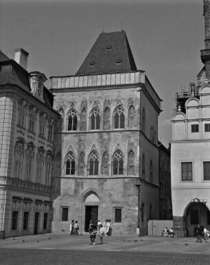 Haus Zur Steinernen Glocke & Haus Nr. 605