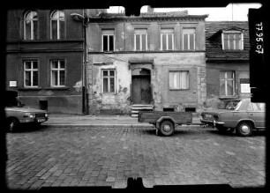 Greifswald, Johann-Sebastian-Bach-Straße 10. Wohnhaus. Straßenfront