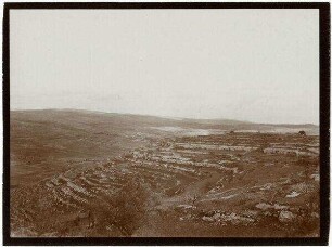 Blick v. nebi samwil nach NO (bir nebala) gebel [djebel, dschebel] ettawil cf. [?] 183 [GDIs00395]