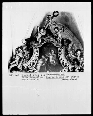 Oberbild des Katharinenaltars mit der Darstellung mit Madonnendarstellung