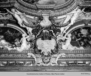 Stuckdekoration : Stuckdekoration mit Atlanten, Tritonen, Putten und Kartusche (Jupiter zürnt Phaethon)
