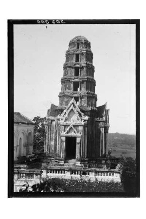 Tempelturm : Thailand. Phra Prang Daeng (Roter Phra Prang) im Wat Phra Kaew, Phra Nakhon Khiri, Phetburi, ein Tempelturm, 1908/1913