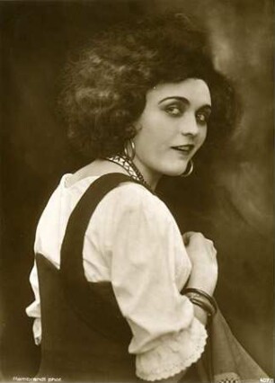 Pola Negri