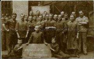 Gruppenbild von Werkzeugbauern