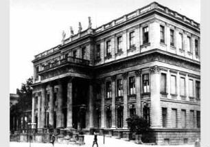 Blick auf das Kronprinzen-Palais