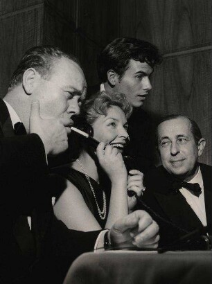 Gespräch mit O.W. Fischer. Fritz Tillmann, Odile Versois, Horst Buchholz, Harald Braun