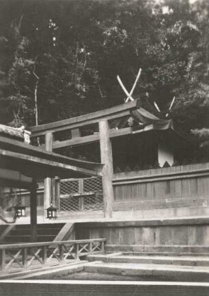 Nara, Japan. Shinto-Schrein Kasuga-Taisha, kleiner Schrein