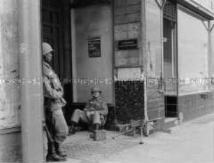 Amerikanische Soldaten an der Sektorengrenze