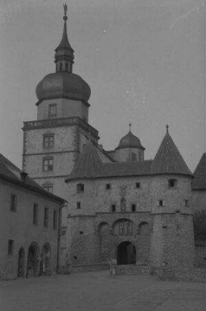 Würzburg: Tor der Festung