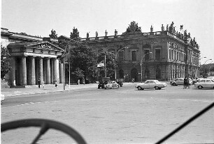 Berlin: Ost; Ehrenmal und Zeughaus