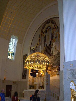 Wien: Anstaltskirche des Psychiatrischen Krankenhauses Am Steinhof