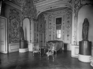Residenzschloss Ludwigsburg — Neues Corps de logis — Appartement König Friedrichs I. — Toilettenzimmer & Raum 137