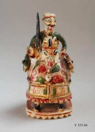 Spielfigur Feldherr aus einem Satz von 26 Spielfiguren