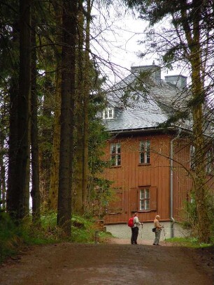 Ilmenau - Jagdhaus Gabelbach : Im Jagdhaus Gabelbach, heute Museum, war Goethe oftmals zu Gast. Aufgenommen am 29. April 2012 bei Ilmenau