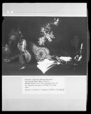 Tisch im Künstler-Atelier