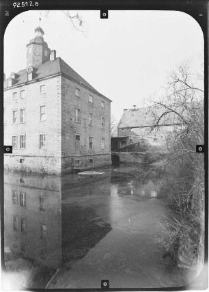 Dobitschen. Wasserschloss (Baubeginn 1696). Eckansicht von Osten