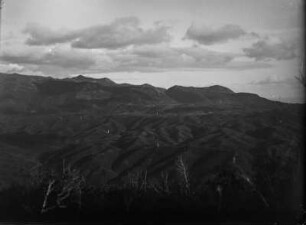 Talblick : Blick in ein Bergtal