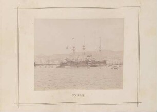Kriegsschiff "Courbet" im Hafen von Genua