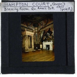 London, Hampton Court : Drawing Room