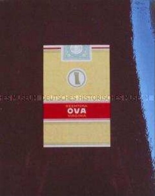 Werbeschild für "Ova"-Zigaretten