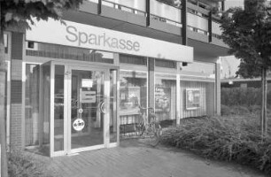 Raubüberfall auf die Zweigstelle Beiertheimer Feld der Stadtsparkasse Karlsruhe