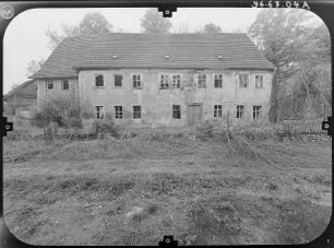 Pommritz-Niethen (Hochkirch-Niethen), Nr. 1. Rittergut (Erwähnung 1424). Herrenhaus. Eingangsseite