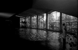 Badenweiler: Markgrafenbad; Hallenschwimmbad von unten