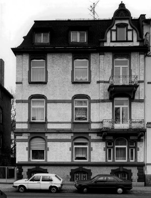 Mietshaus; Frankfurt, Hölderlinstraße 12