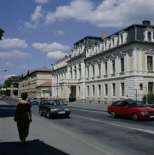 Meiningen. Großes Palais. Straßenseite von Südwesten