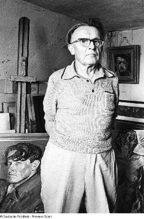 Der Maler Curt Querner in seinem Atelier in Bannewitz-Börnchen