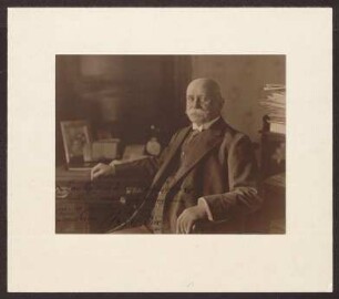 Zeppelin, Ferdinand von