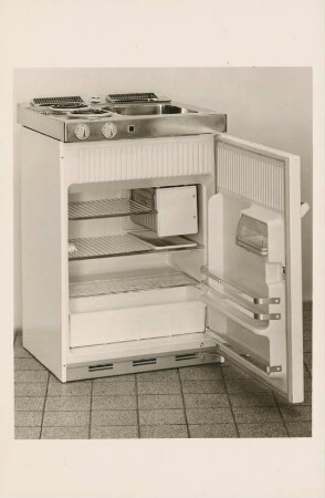 Kombiblock (Kühlschrank, Herd und Spüle) der Neff GmbH