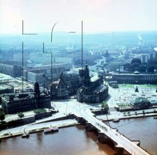 Innere Altstadt von Dresden : Blickrichtung Südwesten zur Katholischen Hofkirche