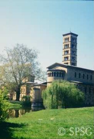 Potsdam, Park Sanssouci, Friedensgarten mit Friedenskirche.