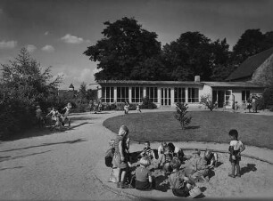 Archivfotografie "mannheim_institute_kindergaerten_p209m"