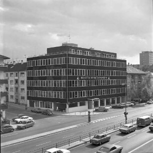 Einweihung des Verwaltungsneubaus der Versicherungsgesellschaft "Helvetia" in der Kriegsstraße 75 Ecke Hirschstraße