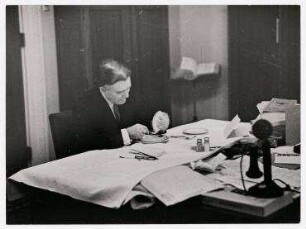 Senator William Borah beim Frühstück, Washington D.C.. William Borah