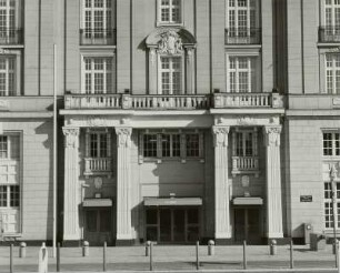 Phrix-Haus, DG Bank