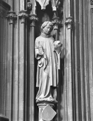 Gewändefigur der Domseite: Heiliger Stephan