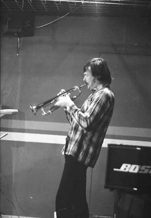 Gastspiel des Free-Jazz-Musikers Manfred Schoof in der Diskothek "Apfelkeller"