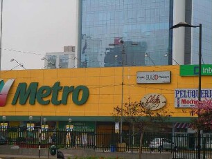 Lima - Kaufhaus Metro : Kaufhaus Metro im Zentrum. Aufgenommen am 27. August 2011 in der Altstadt von Lima