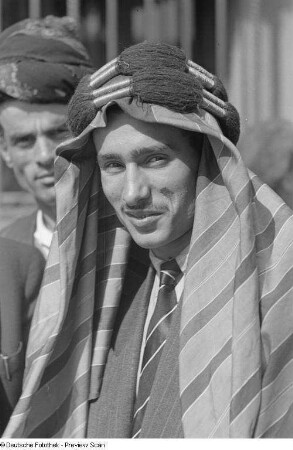 Porträt eines arabischen Festspielteilnehmers