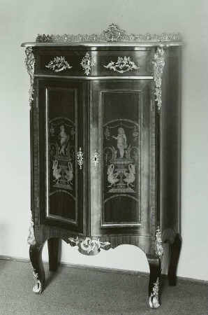 Schrank