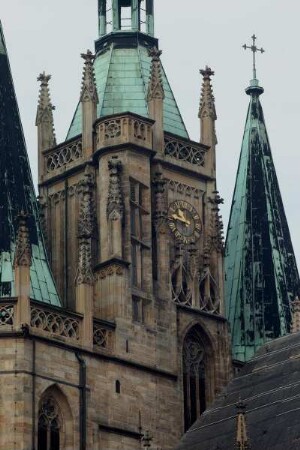 Katholische Domkirche Beatae Mariae Virginis - Erfurter Dom - Marienkirche — Turmgruppe — Mittelturm