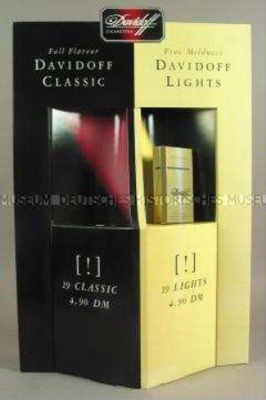 Werbeaufsteller mit Werbeaufdruck für "Davidoff LIGHTS"- und "Davidoff CLASSIC"-Zigaretten, "Full Flavour DAVIDOFF CLASSIC / Fine Mildness DAVIDOFF LIGHTS"