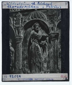Hildesheim, St. Michael, Chorschranken : einzelne Relieffigur
