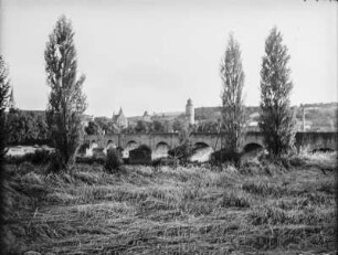 Alte Mainbrücke : Brücke über den Main nach Ochsenfurt