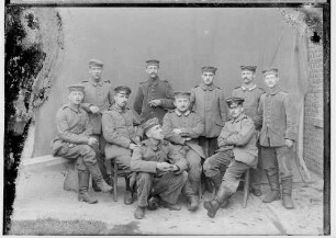 Gruppenaufnahme von Soldaten
