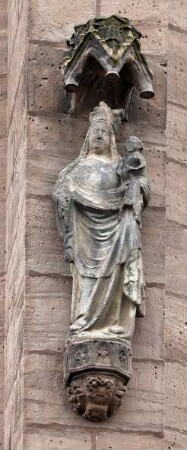 Katholische Pfarrkirche Sankt Marien — Statue