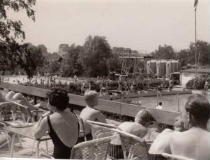 Foto: Einbeck, Schwimmbad, Blick von der Sonnenterrasse